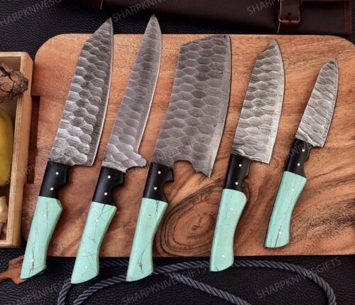 Handmade 5 pieces Damascus steel kitchen knife set with full tang design and classic resin handles.