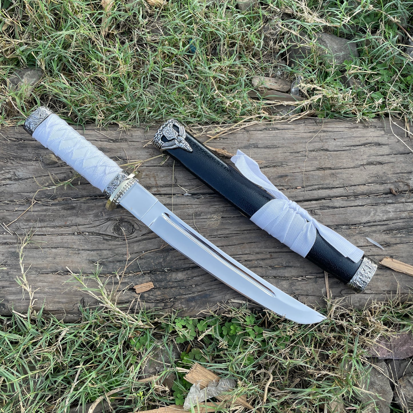 Custom 18" Japanese Tanto Knife, Premium Tactical Hunter Knife