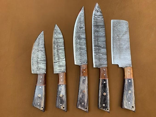 5 pieces Damascus knives with tapered handles fanned on leather