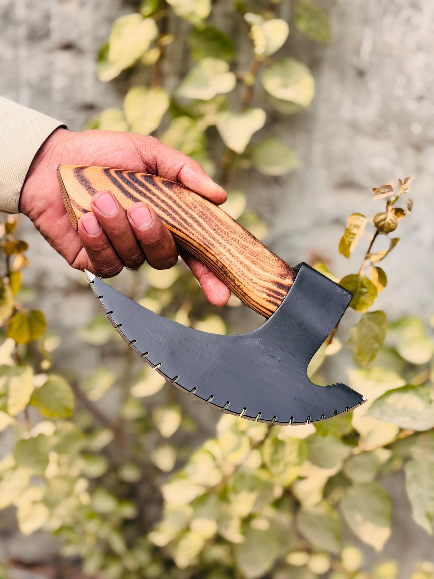 The Ultimate Pizza Axe, Custom Curved Viking Pizza Cutter
