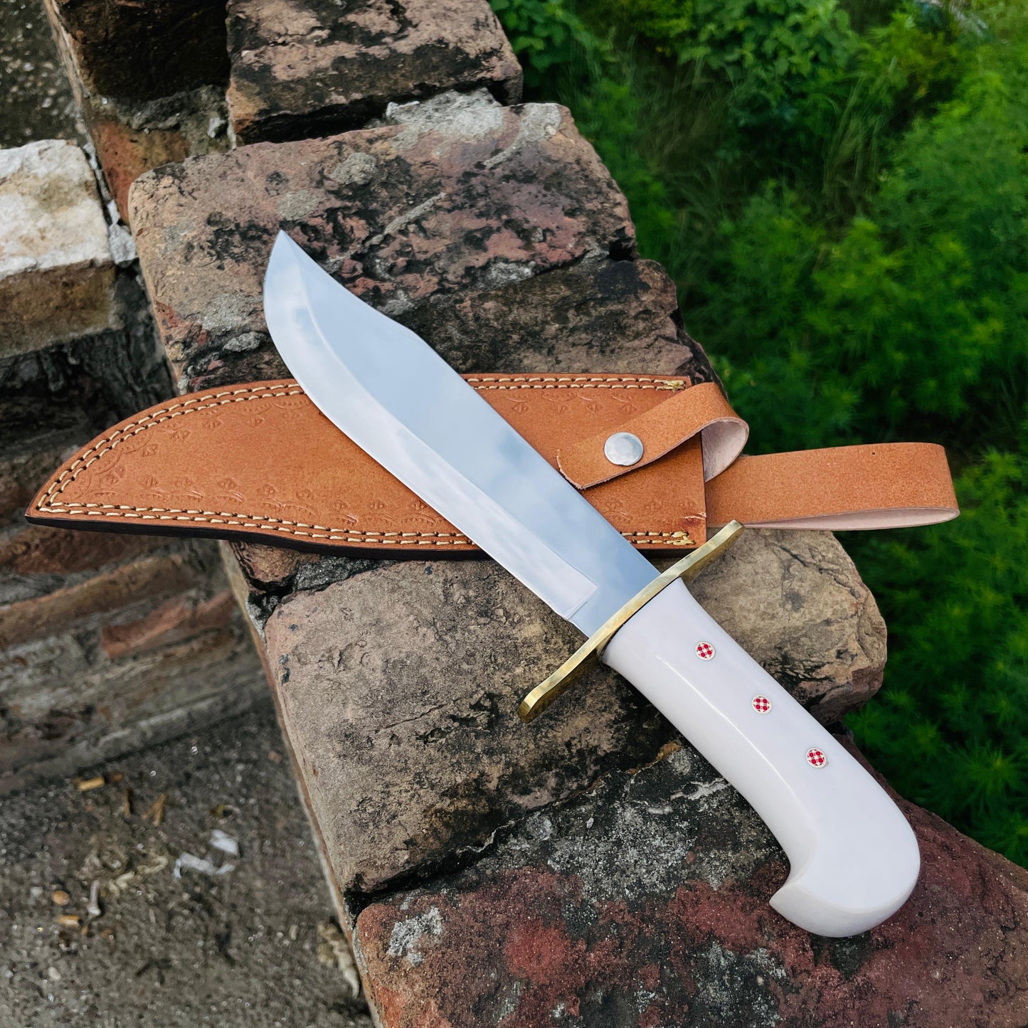 Handmade High Carbon Steel Bowie Knife, Resin Handle, Leather Sheath