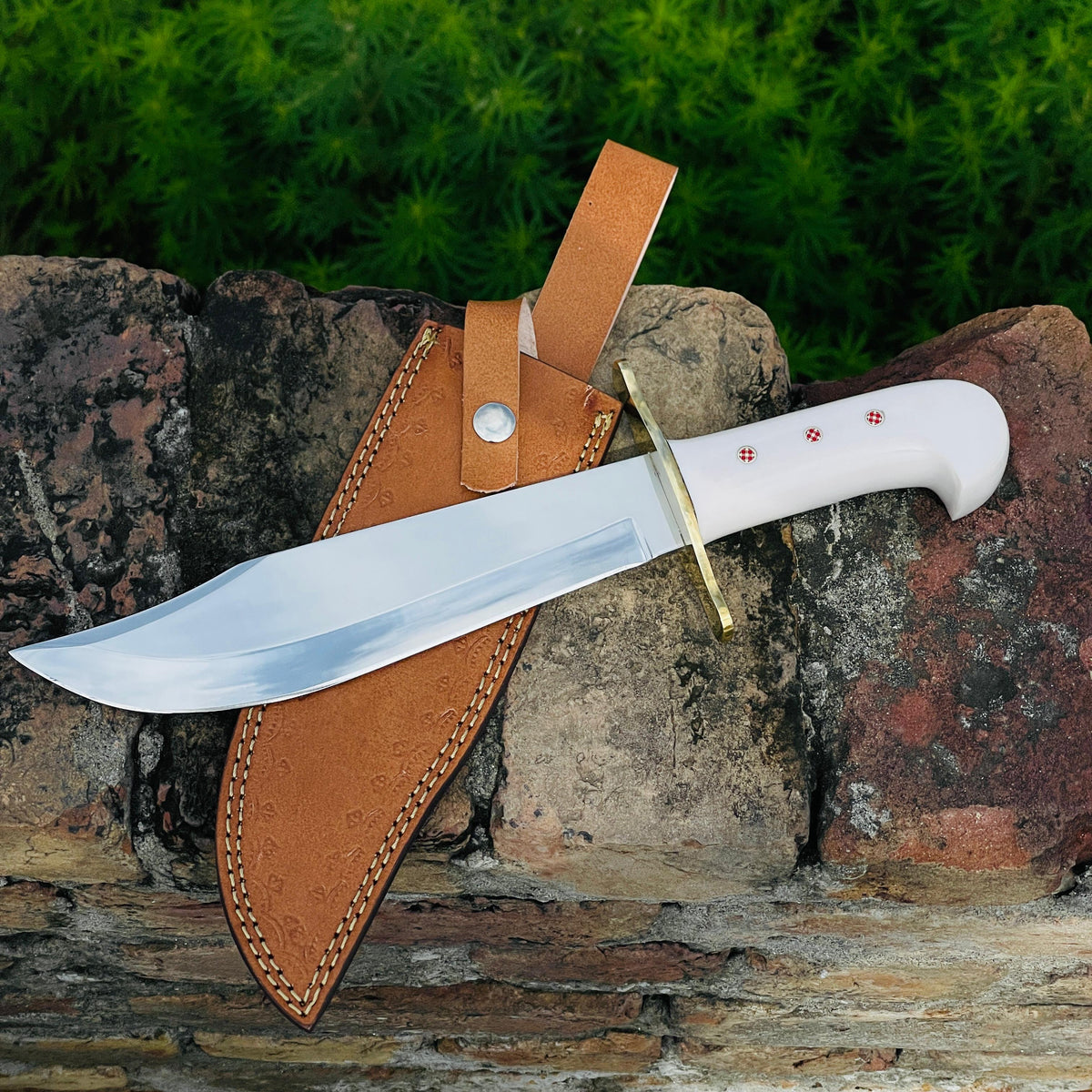 Handmade High Carbon Steel Bowie Knife, Resin Handle, Leather Sheath
