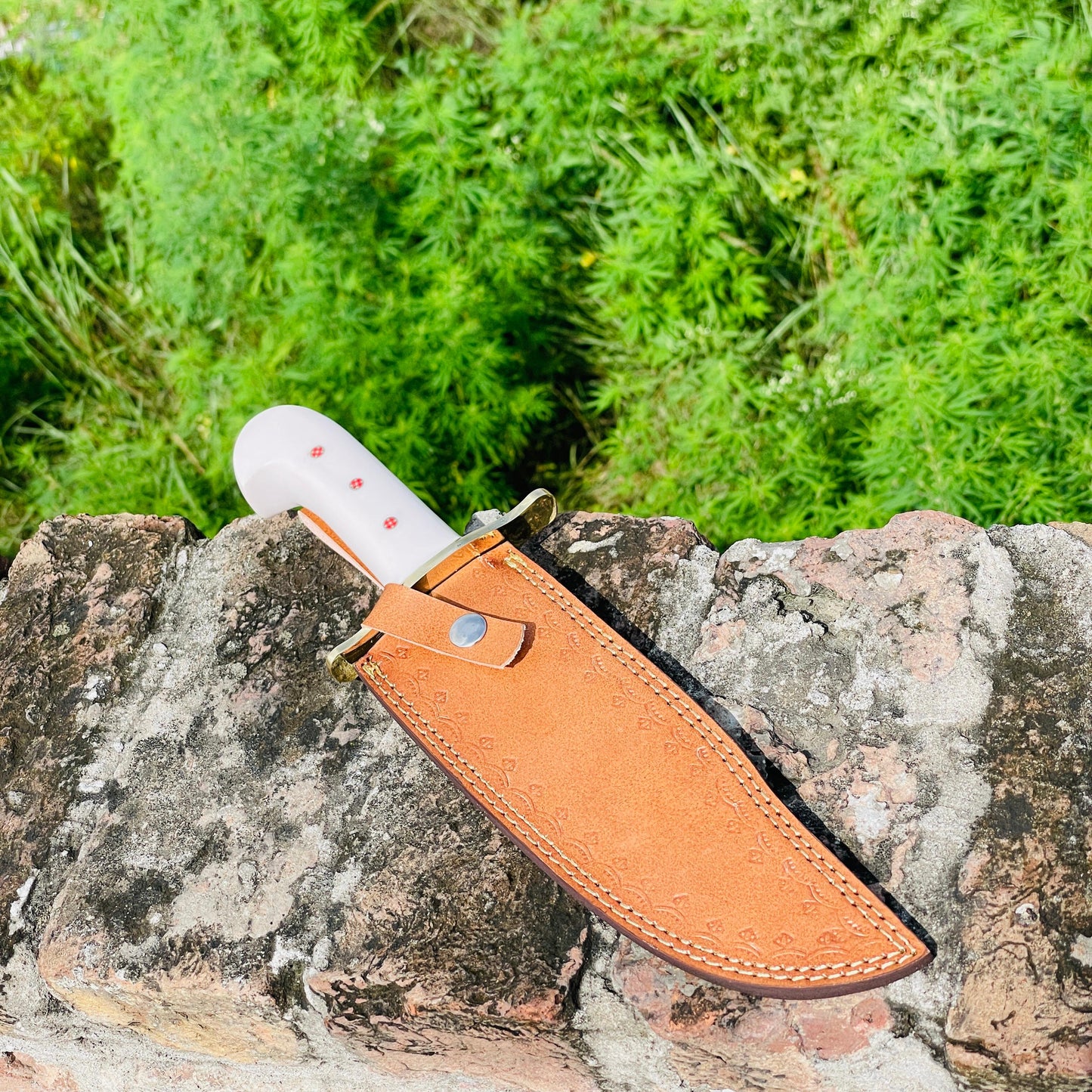 Handmade High Carbon Steel Bowie Knife, Resin Handle, Leather Sheath