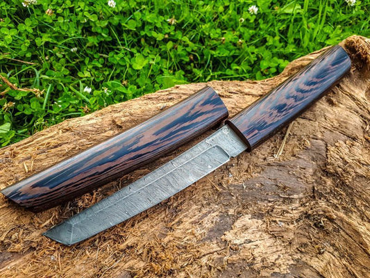 Handmade Tanto Damascus Steel Knife, Wange Wood