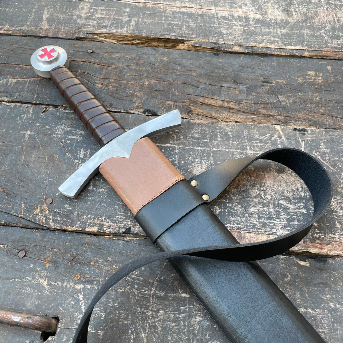 40" Medieval Knights Templar Cross Sword – Carbon Steel Cosplay & Fantasy Prop with Leather Scabbard & Belt