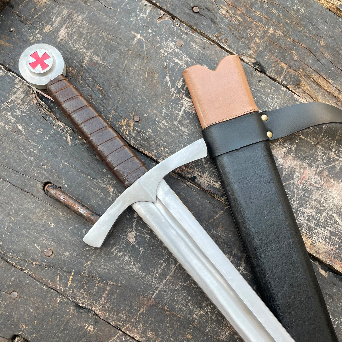 40" Medieval Knights Templar Cross Sword – Carbon Steel Cosplay & Fantasy Prop with Leather Scabbard & Belt