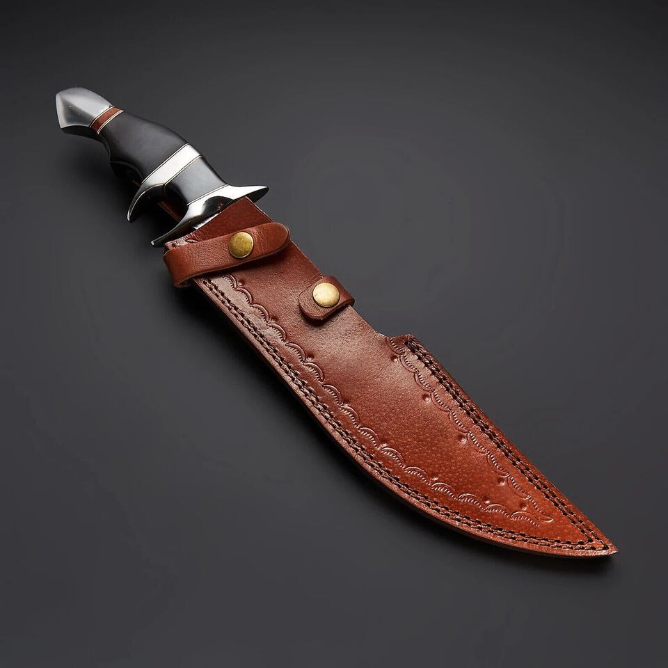 Bespoke Handcrafted Damascus Steel Hunting Knife with Leather Sheath, Bowie Knife Fixed Blade Knife with Leather Sheath