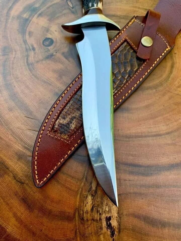 Samiblades Crown Stag Bowie Knife – Full Tang Hunting Blade with Stag Handle and Sheath – Custom Collectible Fixed Blade Knife
