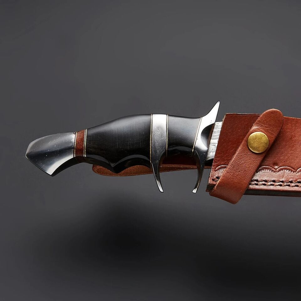 Bespoke Handcrafted Damascus Steel Hunting Knife with Leather Sheath, Bowie Knife Fixed Blade Knife with Leather Sheath