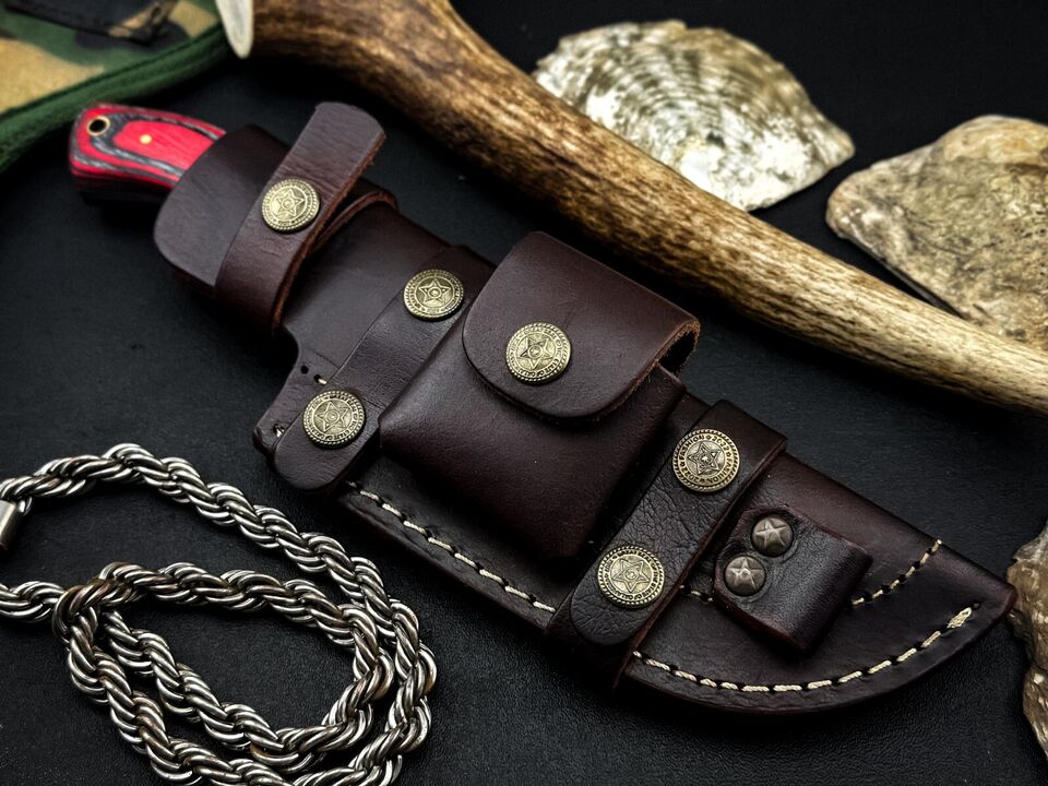 Handmade Damascus Steel Hunting Tracker Knife – Full Tang Survival Blade with Sheath – Custom Outdoor Fixed Blade Knife for Collectors