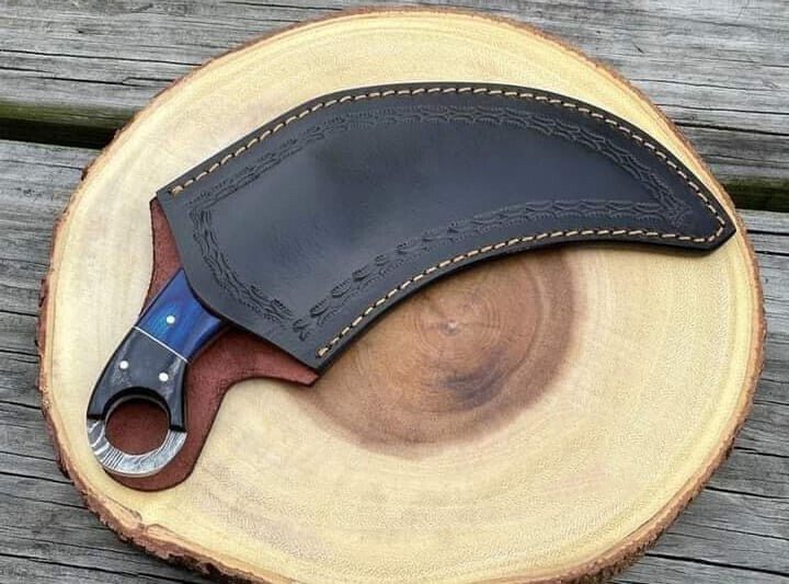 Artisan Crafted Damascus Steel Karambit Hunting Knife with Leather Sheath