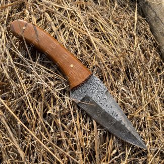 Damascus Steel Hunting Knife, 8 inches skinner knife drop point blade, Ashwood Handle, Full Tang Knife